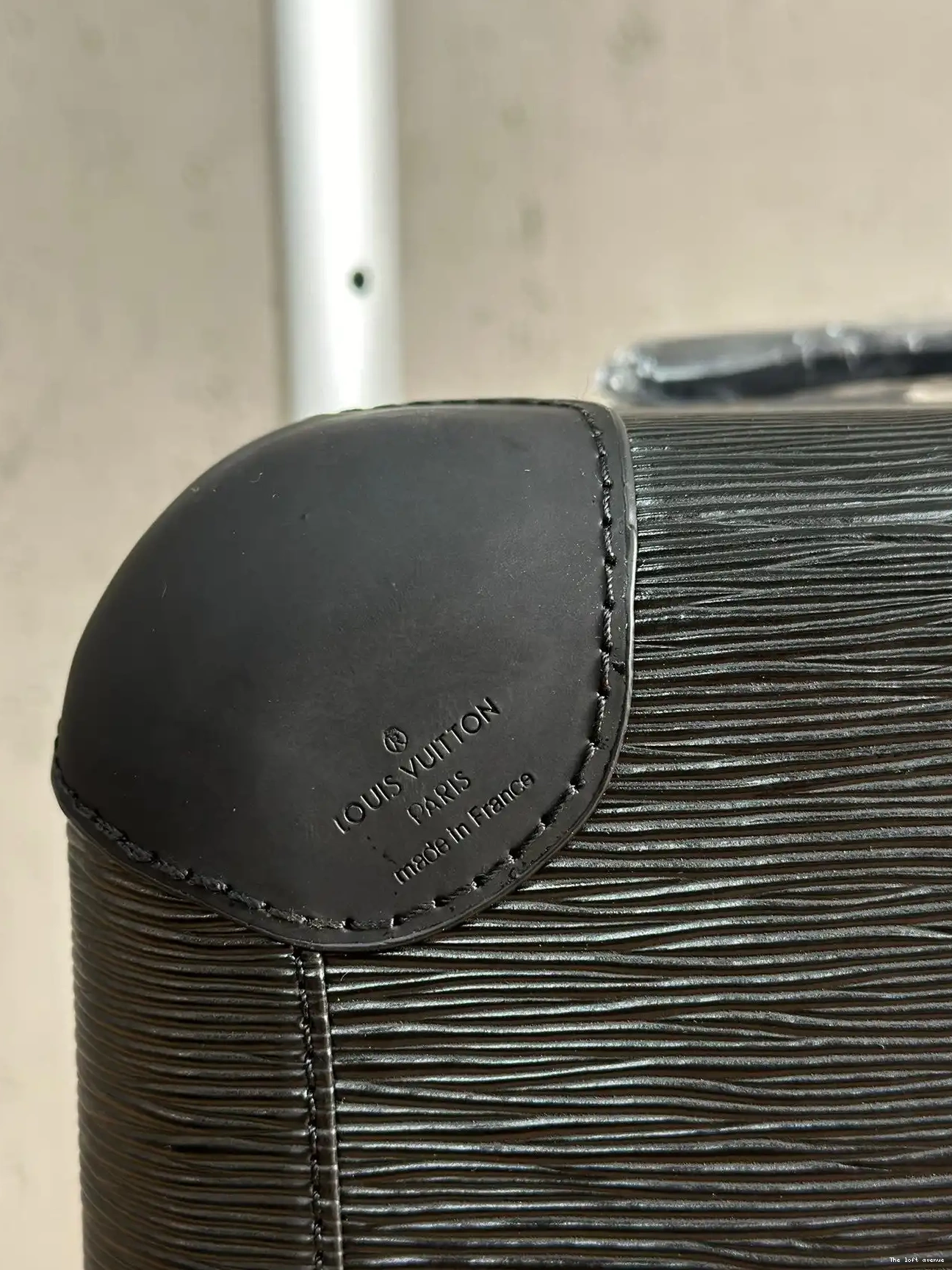55 SUITCASE MONOGRAM EMBOSSED HORIZON CUSTOM 37L CABIN 0517